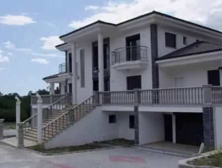 Luxus-Villa Zu Verkaufen In Zeytinalanda Köyce'inz Zeyt'nalanda 6800M2 Land Villa Zum Verkauf Mit Voller Seeblick