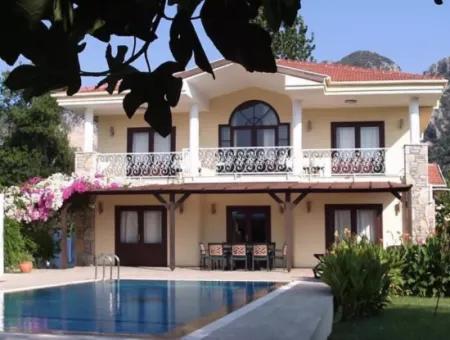 Villa Zum Verkauf In Dalyan Arikbaşın