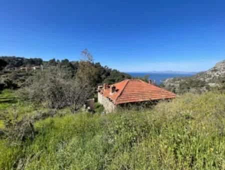 Village House For Sale In 4,400M2 Land With Full Sea View In Gökbel