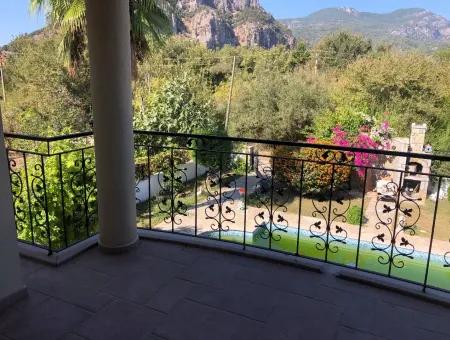 Dalyan Gülpınar'da Satılık Villa