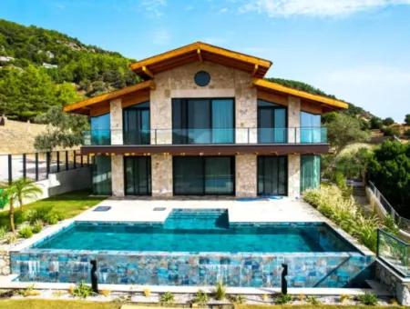 Sarıgerme'de Deniz Manzaralı Satılık Taş Villa