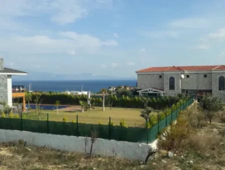 Çeşme Dalyan Mahallesinde Full Deniz Manzaralı 1176M2 İmarlı Satılık Arsa